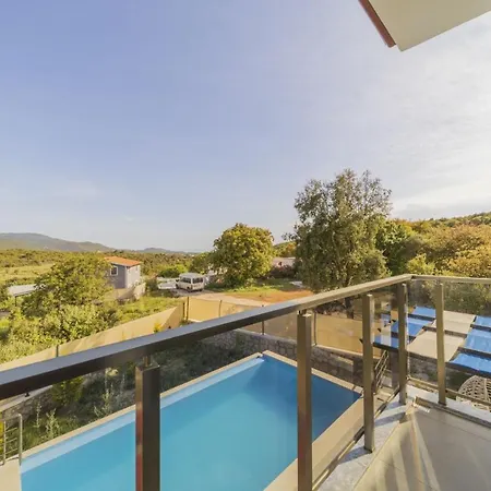 Apartment Gorgeous Private With Garden And Pool In Kas